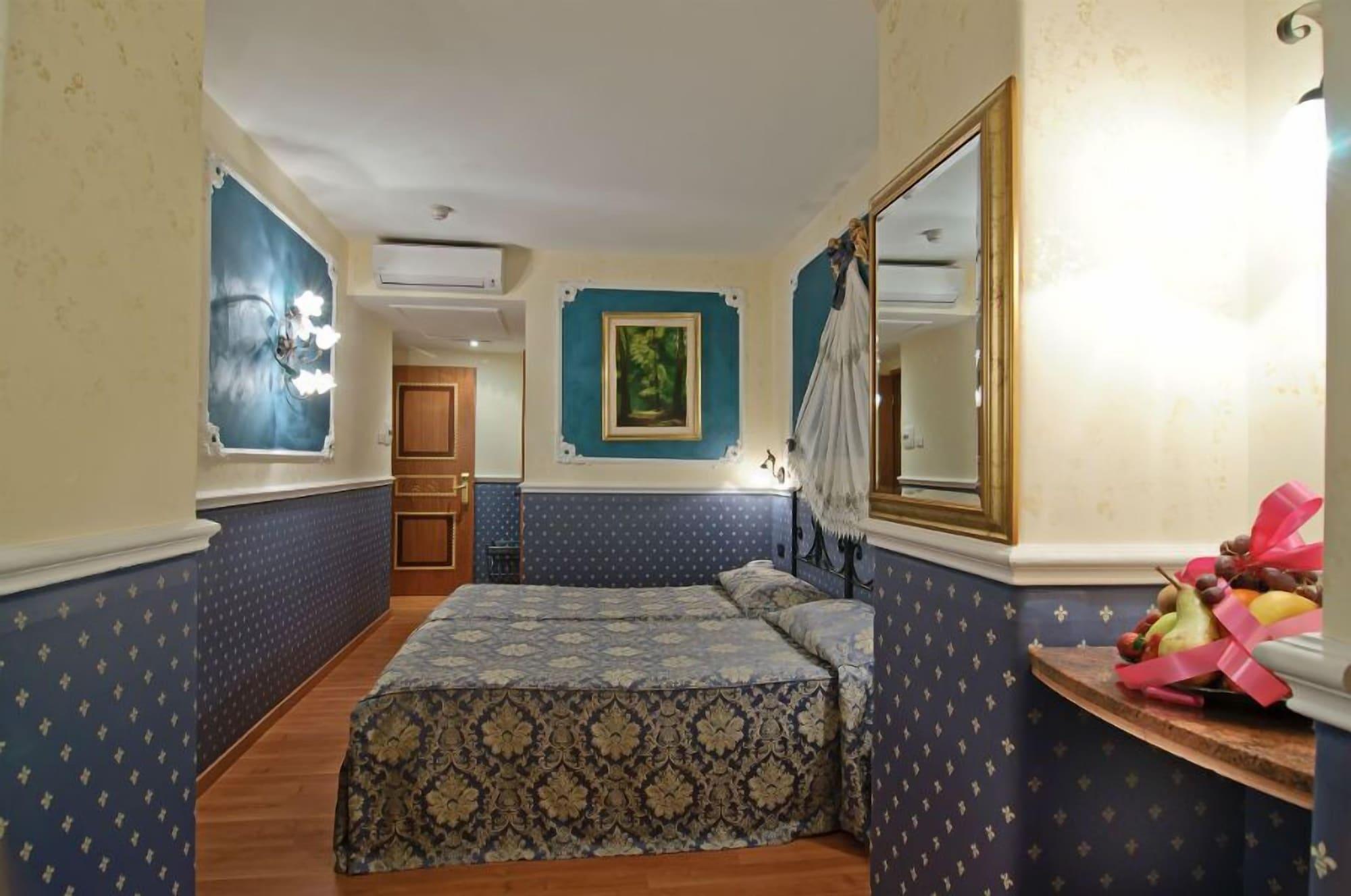 Residenza Antica Roma Hotel Exterior foto